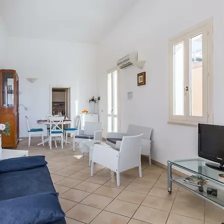 La Casa Sul Lungomare 度假居 拉古萨的码头